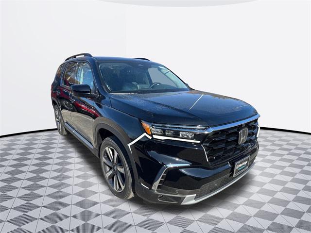 new 2025 Honda Pilot car, priced at $51,034