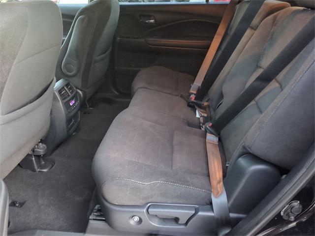 used 2022 Honda Pilot car, priced at $27,600