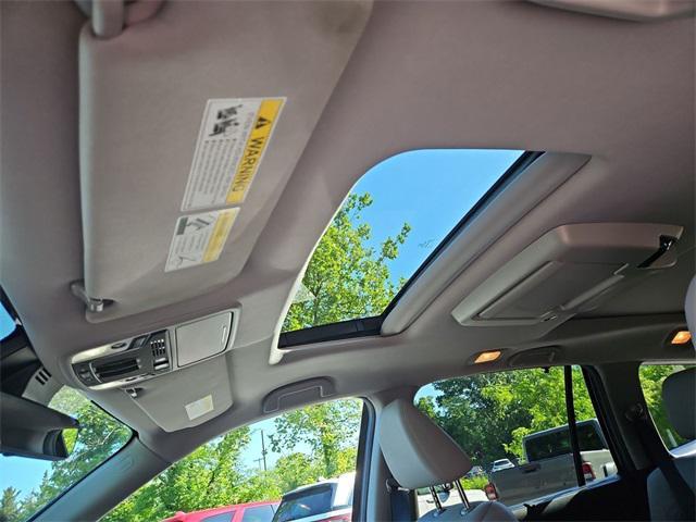 used 2022 Honda Pilot car, priced at $29,388