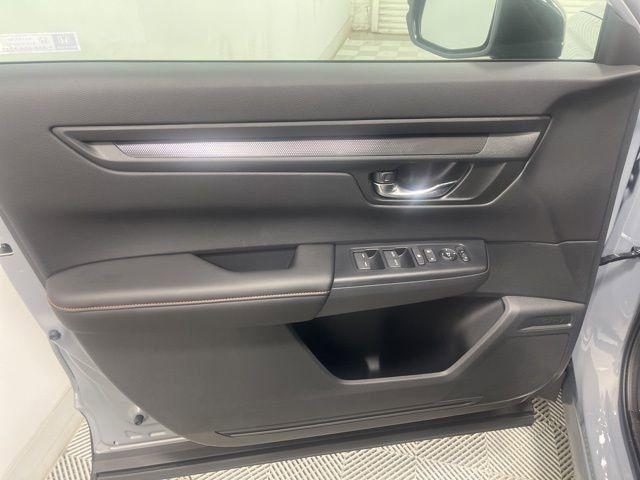 new 2026 Honda CR-V Hybrid car, priced at $38,709