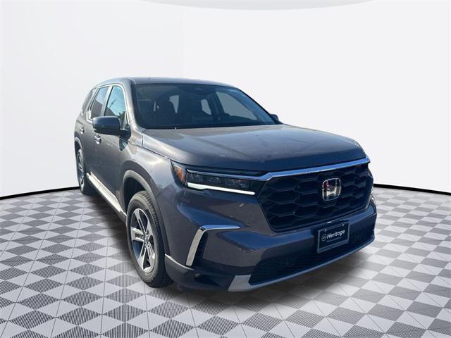 new 2025 Honda Pilot car, priced at $44,168