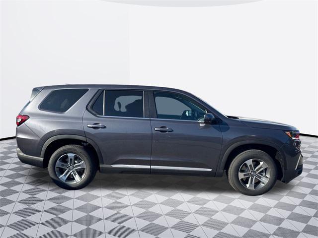 new 2025 Honda Pilot car, priced at $44,168