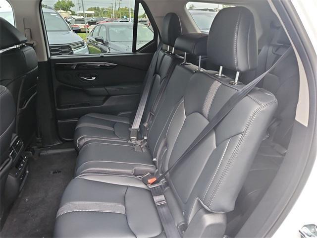 new 2025 Honda Pilot car, priced at $47,703