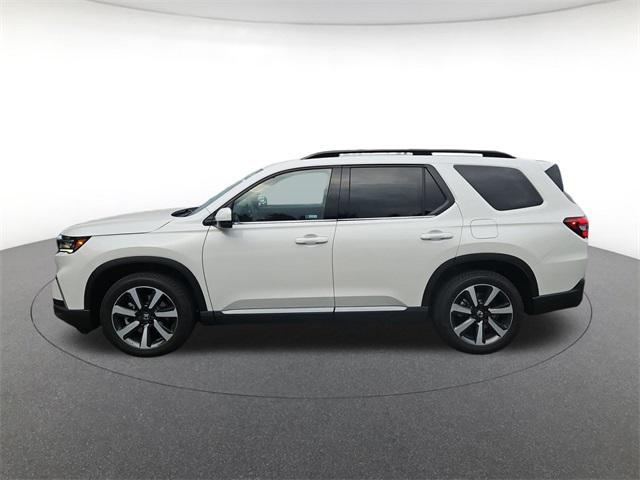 new 2025 Honda Pilot car, priced at $47,703