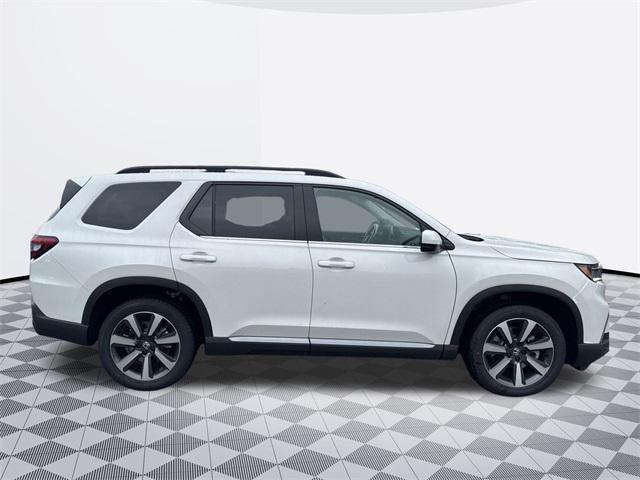 new 2025 Honda Pilot car, priced at $47,603