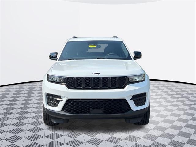 used 2022 Jeep Grand Cherokee car, priced at $34,800