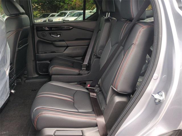 new 2025 Honda Pilot car, priced at $48,988