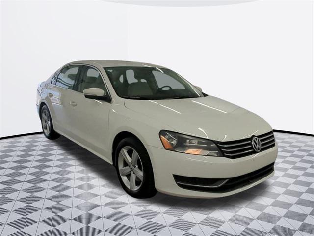 used 2014 Volkswagen Passat car