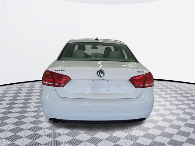 used 2014 Volkswagen Passat car