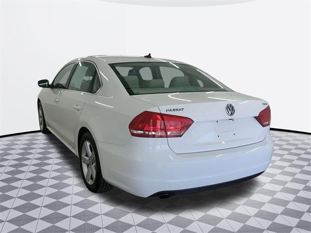 used 2014 Volkswagen Passat car