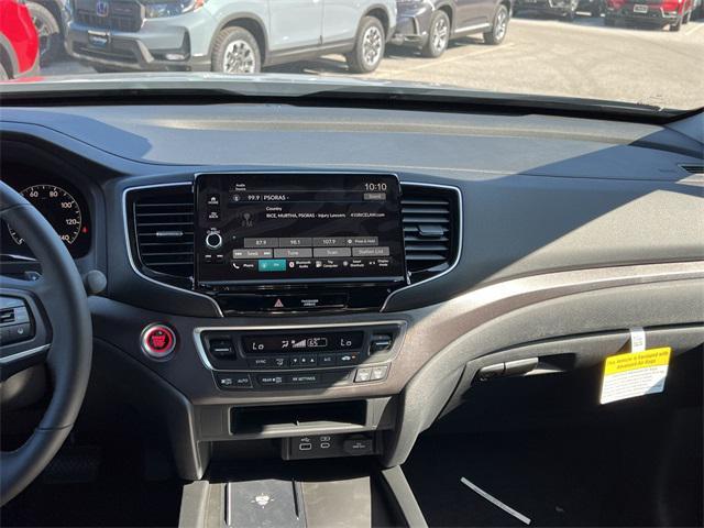 new 2025 Honda Ridgeline car, priced at $40,285