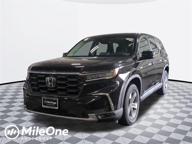 new 2025 Honda Pilot car, priced at $45,600