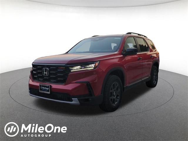 new 2025 Honda Pilot car, priced at $48,803
