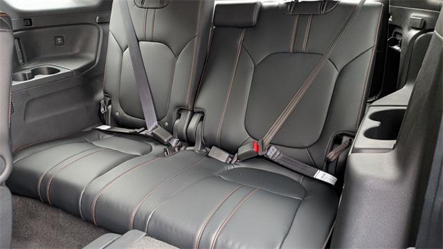 new 2025 Honda Pilot car, priced at $47,833