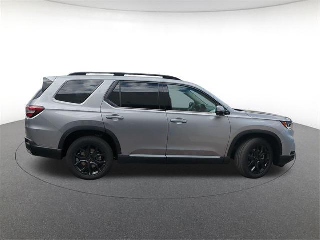 new 2025 Honda Pilot car, priced at $48,739