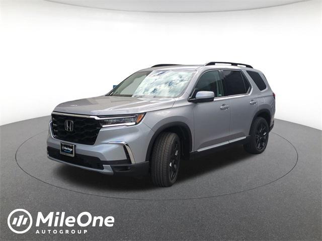 new 2025 Honda Pilot car, priced at $48,739