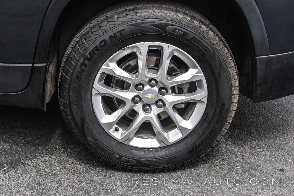 used 2021 Chevrolet Traverse car, priced at $19,999