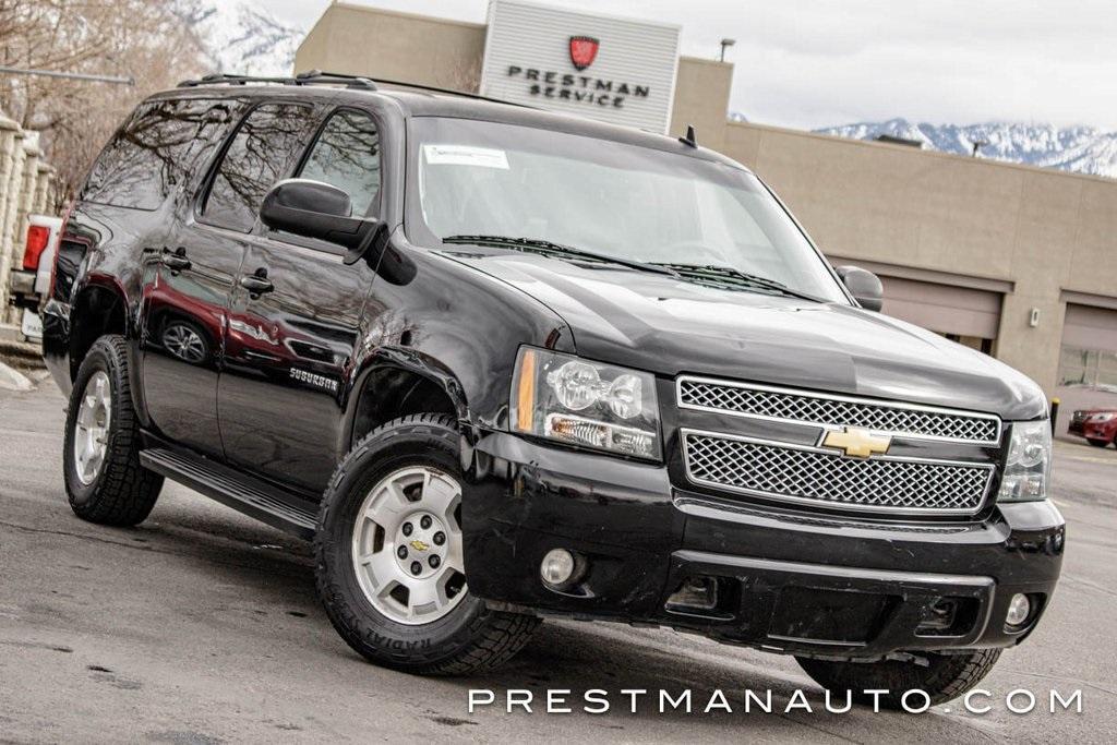 used 2014 Chevrolet Suburban car, priced at $13,999