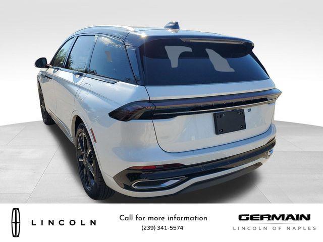 new 2025 Lincoln Nautilus car, priced at $63,105