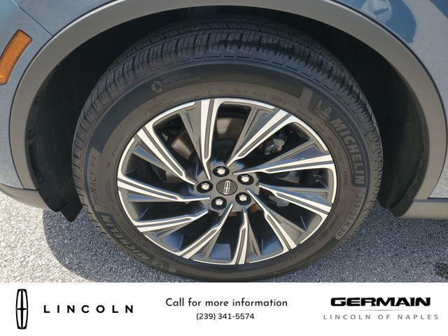 new 2025 Lincoln Aviator car, priced at $61,275