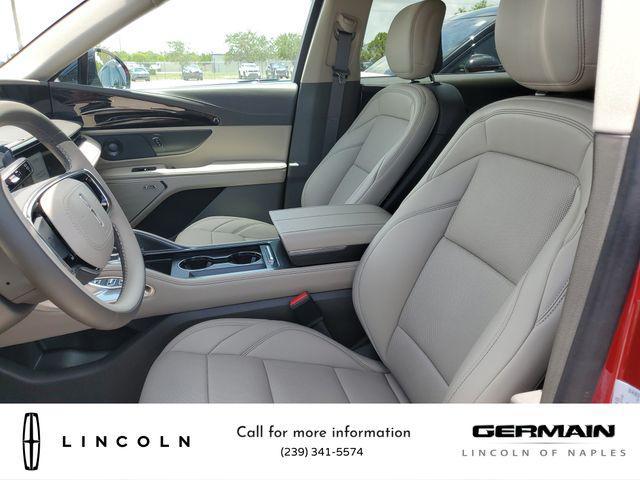 new 2025 Lincoln Nautilus car, priced at $61,665