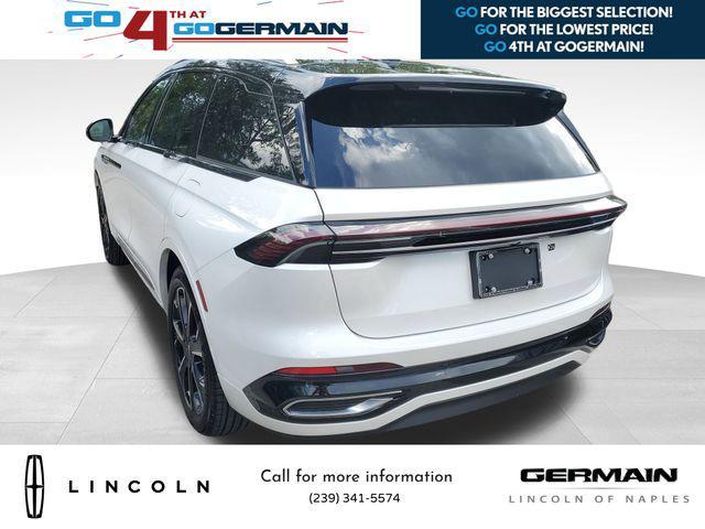 new 2025 Lincoln Nautilus car, priced at $67,660