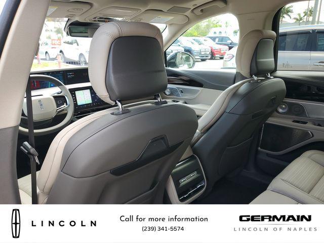 new 2025 Lincoln Nautilus car, priced at $67,660