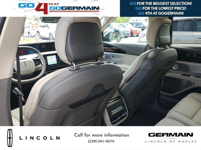new 2025 Lincoln Nautilus car, priced at $67,660