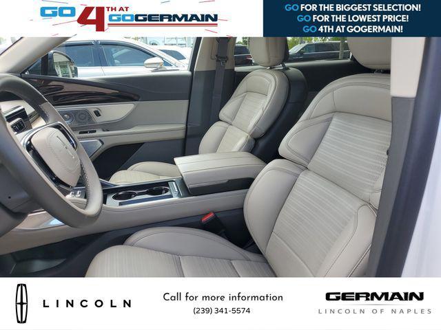 new 2025 Lincoln Nautilus car, priced at $67,660