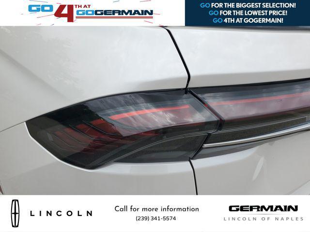 new 2025 Lincoln Nautilus car, priced at $67,660