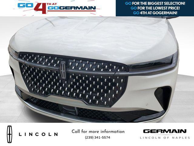 new 2025 Lincoln Nautilus car, priced at $67,660