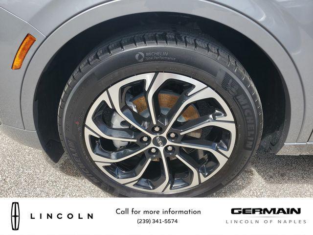 new 2025 Lincoln Nautilus car, priced at $67,525