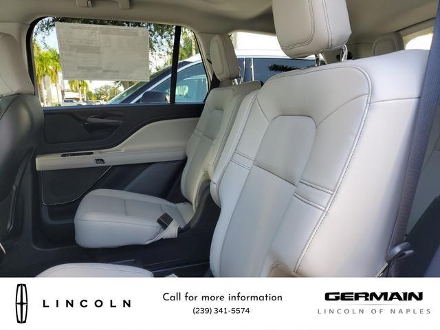 new 2025 Lincoln Aviator car, priced at $61,025