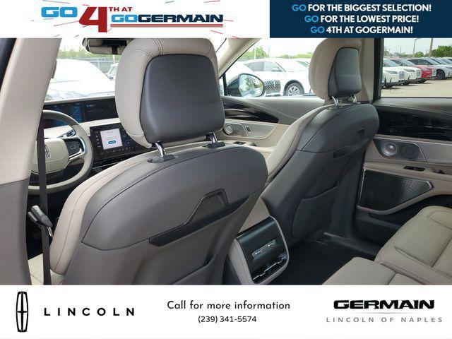 new 2025 Lincoln Nautilus car, priced at $66,910