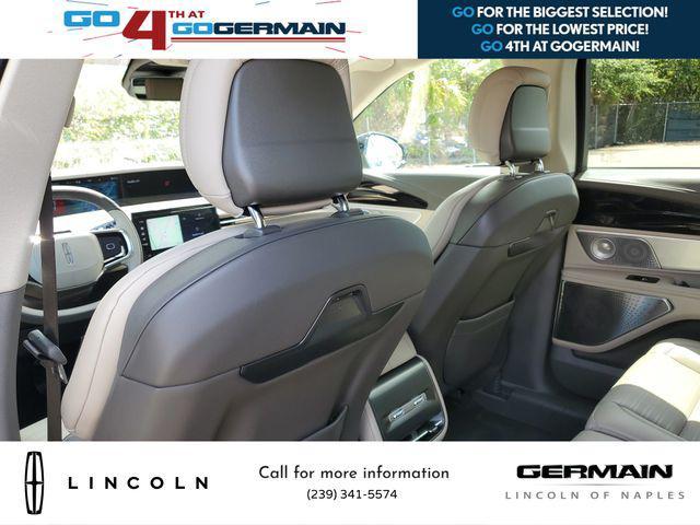 new 2025 Lincoln Nautilus car, priced at $67,660