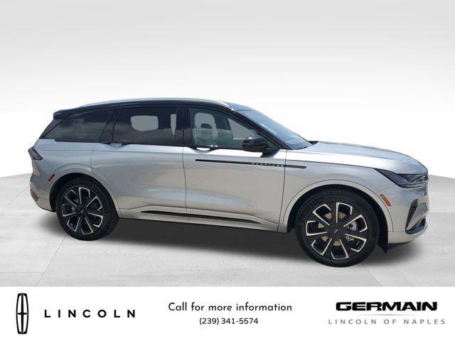 new 2025 Lincoln Nautilus car, priced at $66,910