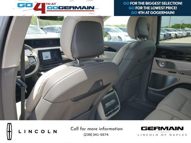 new 2025 Lincoln Nautilus car, priced at $66,910