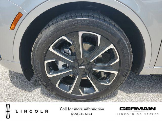 new 2025 Lincoln Nautilus car, priced at $66,910