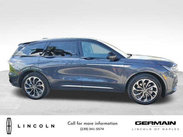 new 2024 Lincoln Nautilus car, priced at $55,695