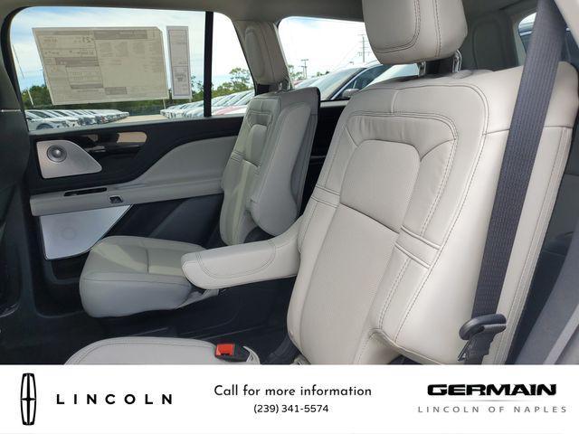 new 2025 Lincoln Aviator car, priced at $77,160