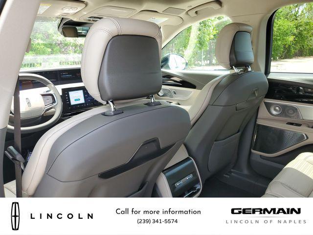 new 2025 Lincoln Nautilus car, priced at $71,055