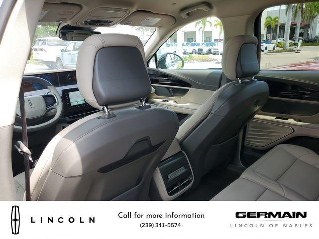 new 2025 Lincoln Nautilus car, priced at $55,880