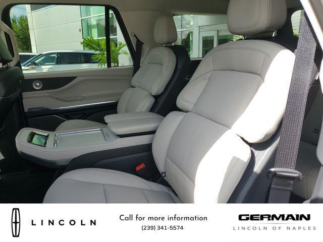 new 2025 Lincoln Navigator car, priced at $106,440