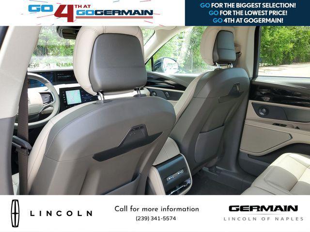 new 2025 Lincoln Nautilus car, priced at $61,270