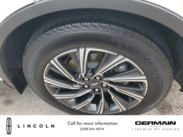 new 2025 Lincoln Aviator car, priced at $59,275