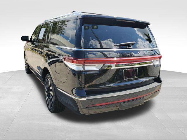used 2022 Lincoln Navigator car, priced at $67,533