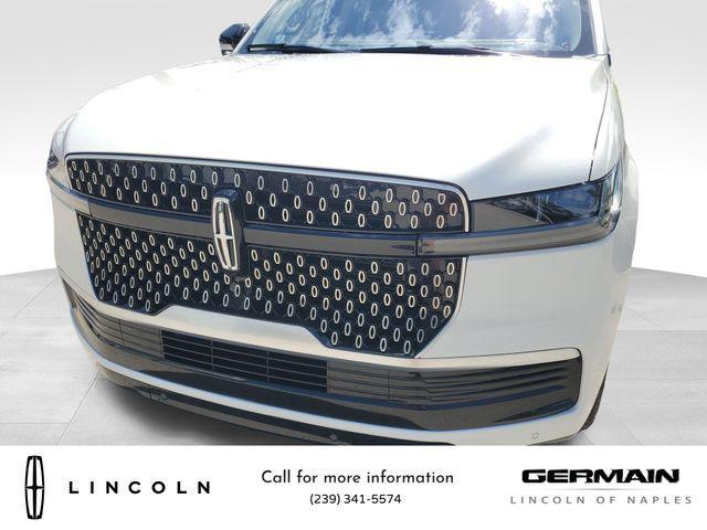 new 2025 Lincoln Navigator car, priced at $109,430