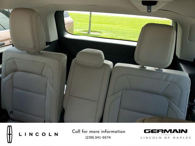 new 2025 Lincoln Navigator car, priced at $109,430