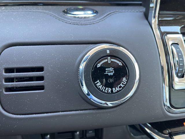 used 2021 Lincoln Navigator car, priced at $65,986
