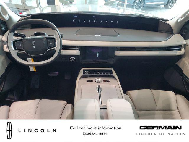 new 2025 Lincoln Navigator car, priced at $103,690